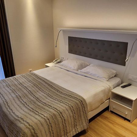 Black Sea Apartments Alliance Palace Μπατούμι Εξωτερικό φωτογραφία