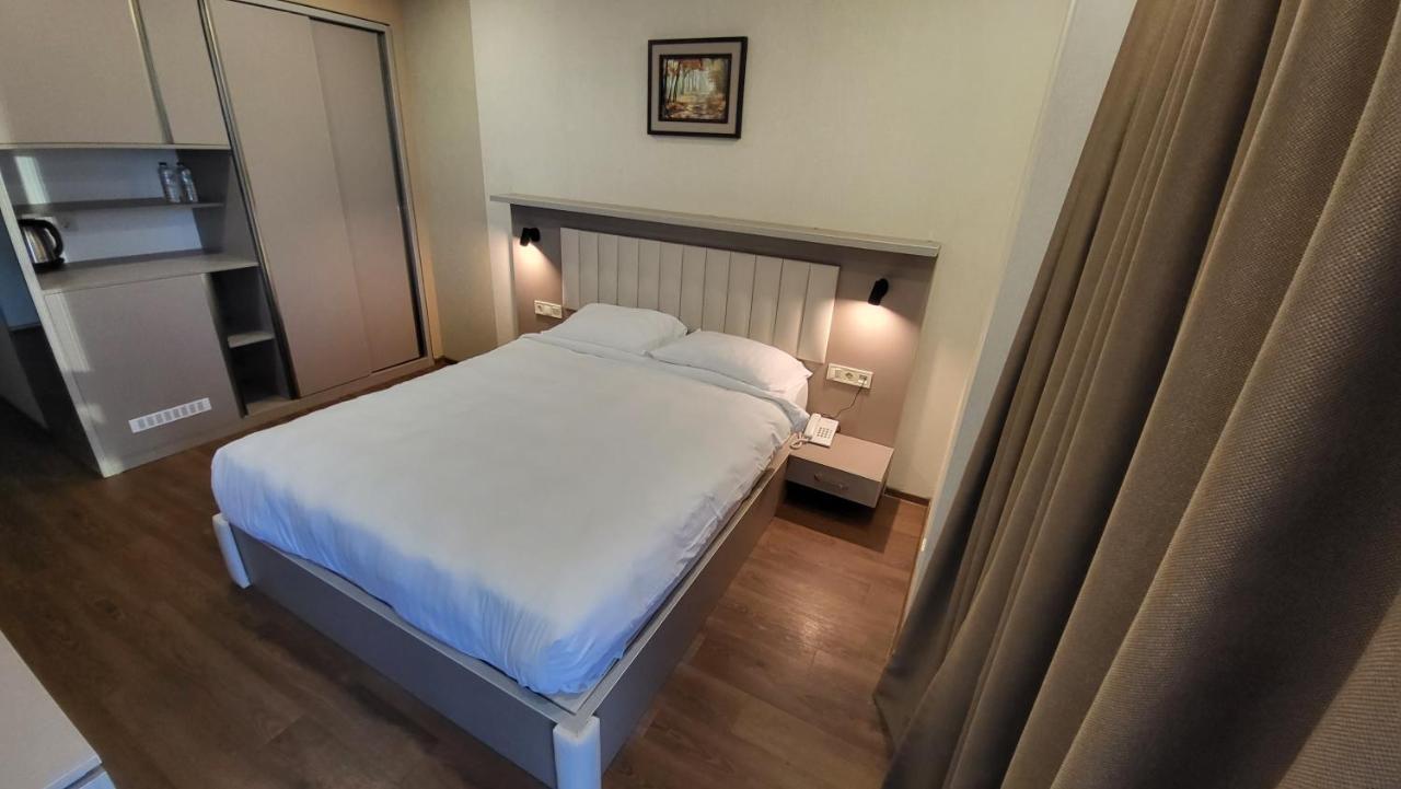 Black Sea Apartments Alliance Palace Μπατούμι Εξωτερικό φωτογραφία