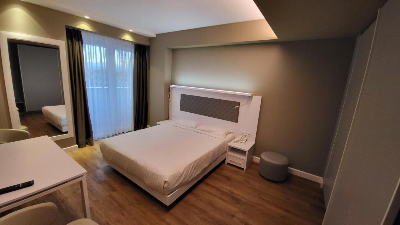 Black Sea Apartments Alliance Palace Μπατούμι Εξωτερικό φωτογραφία