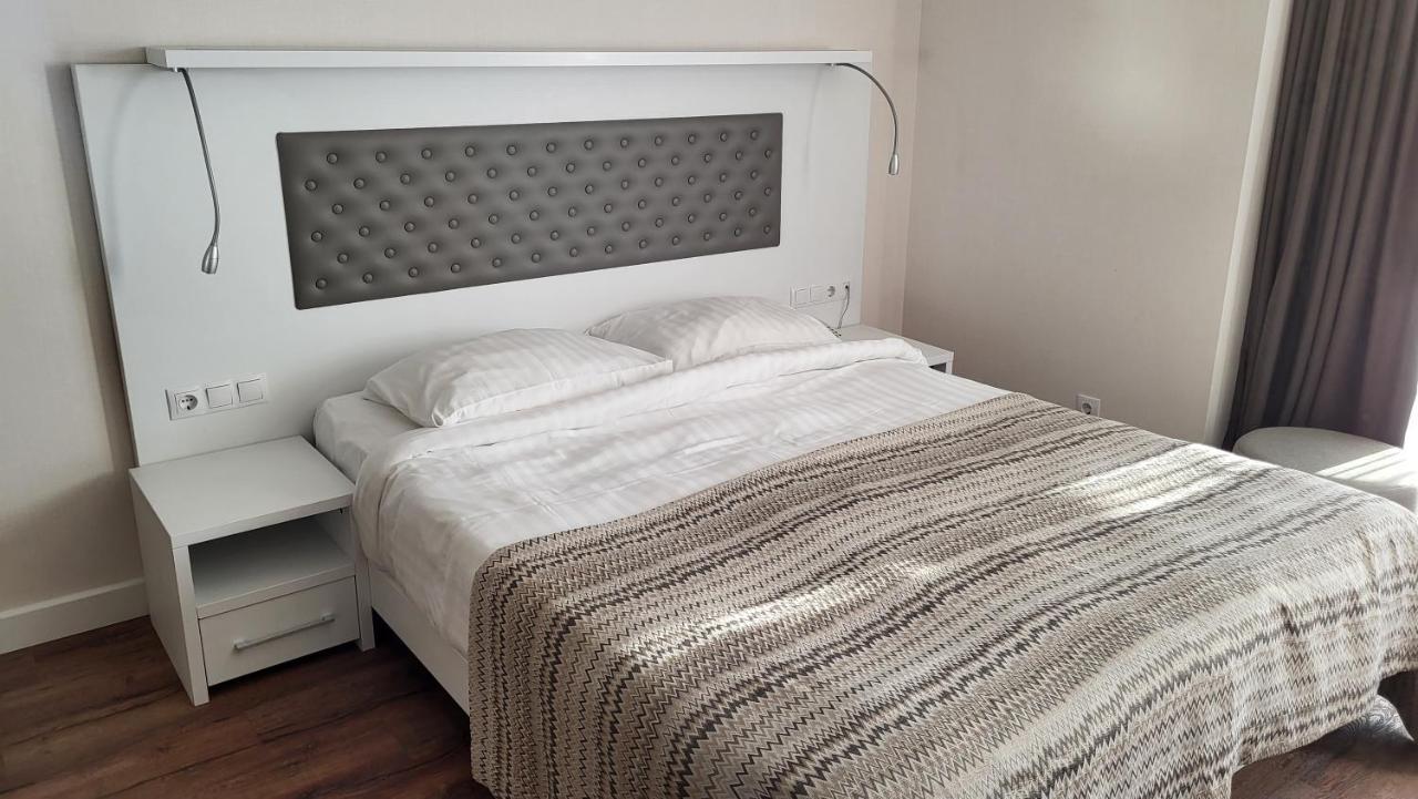 Black Sea Apartments Alliance Palace Μπατούμι Εξωτερικό φωτογραφία