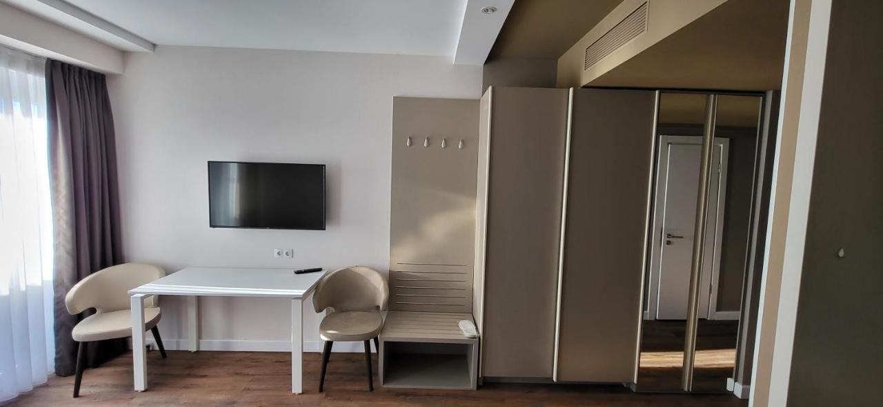 Black Sea Apartments Alliance Palace Μπατούμι Εξωτερικό φωτογραφία