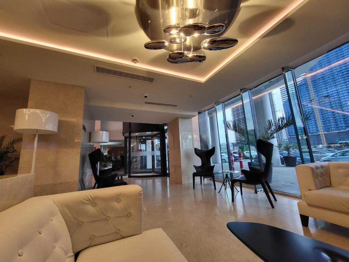 Black Sea Apartments Alliance Palace Μπατούμι Εξωτερικό φωτογραφία