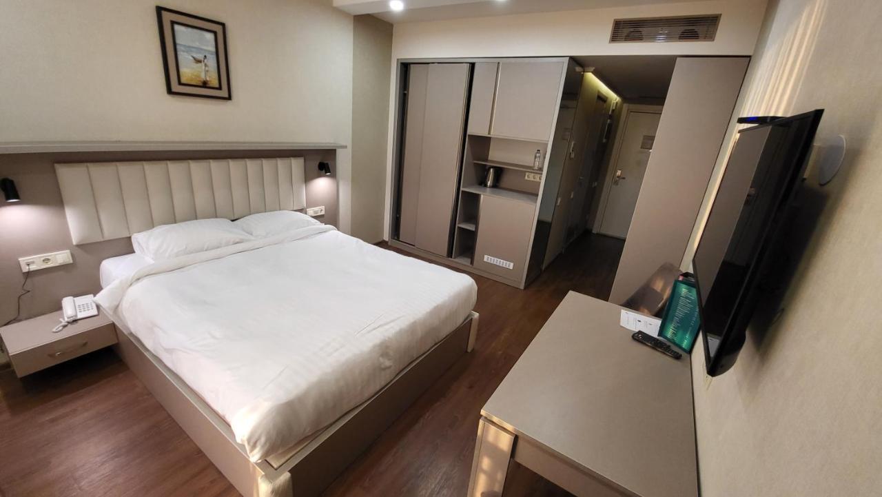 Black Sea Apartments Alliance Palace Μπατούμι Εξωτερικό φωτογραφία