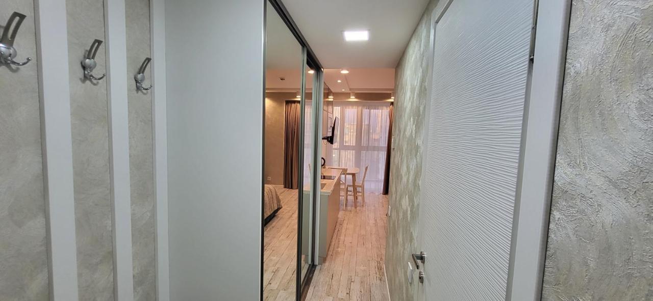 Black Sea Apartments Alliance Palace Μπατούμι Εξωτερικό φωτογραφία